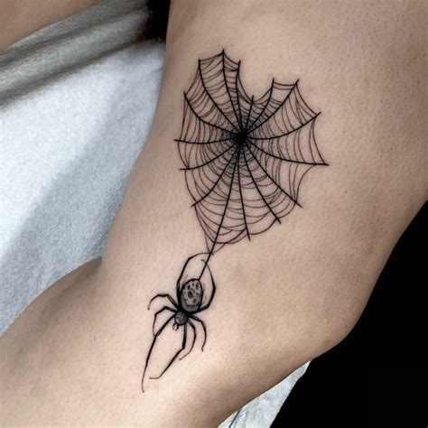 11 Traditional Spider Tattoo Ideas That Will Blow Your Mind