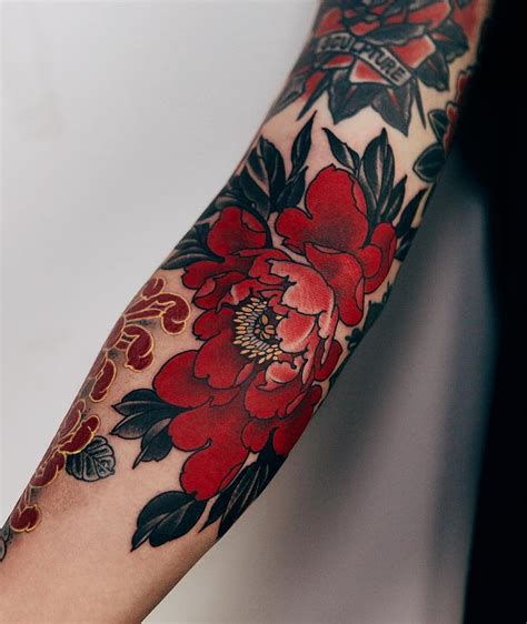 117 Of The Very Best Flower Tattoos Tattoo Insider Japanese Flower