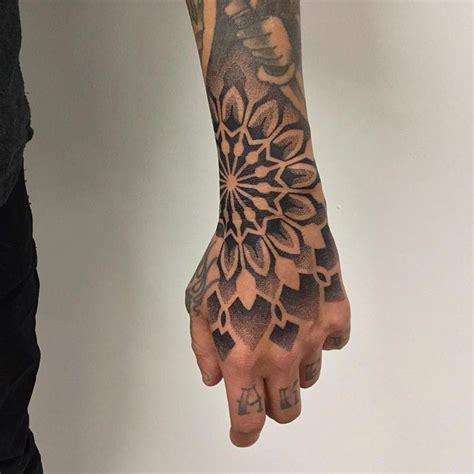 175 Best Hand Tattoo Ideas With Meanings Wild Tattoo Art Geometric