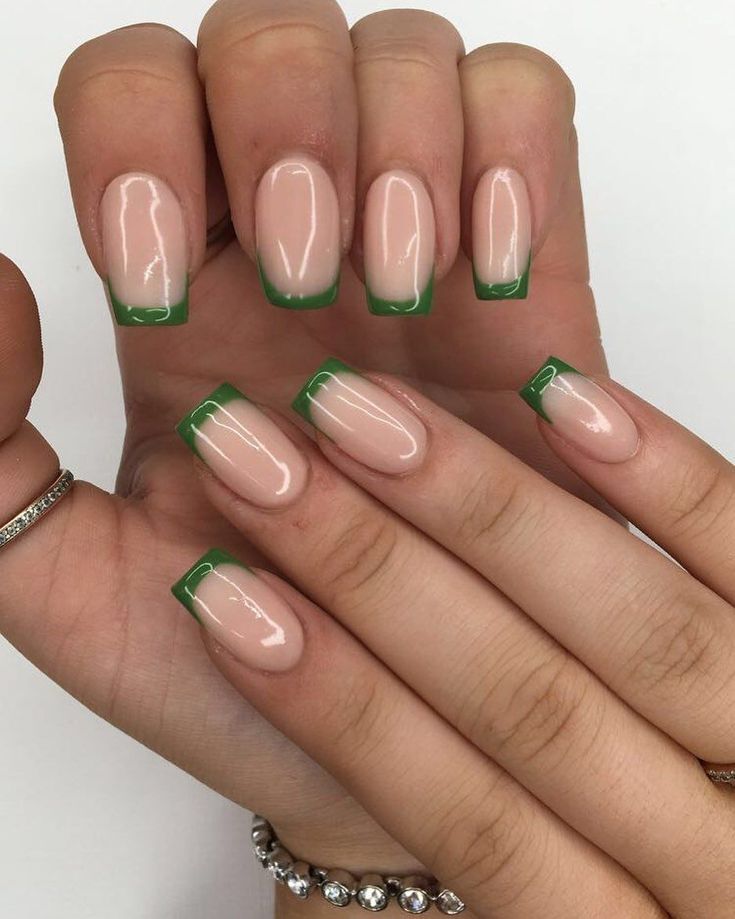 25 Gorgeous Green French Tip Nails You Amp 39 Ll Love