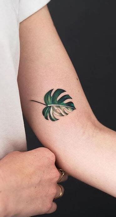 35 Beautiful Leaf Tattoos Ideas Amp Meanings Tattoo Me Now