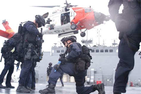 5 Differences Between The Navy And Coast Guard We Are The Mighty