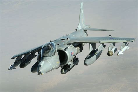 5 Fakta Harrier Jet Pertama Berkemampuan Vertical Take Off