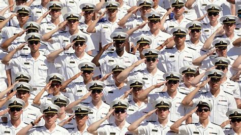 5 Key Differences Between Marines And Navy Military And Veteran