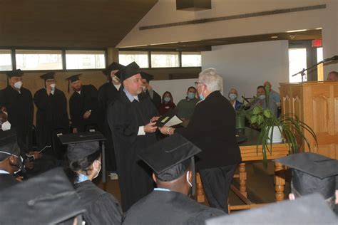 60 Inmates Graduate With Vocational Degrees At Centralia Correctional