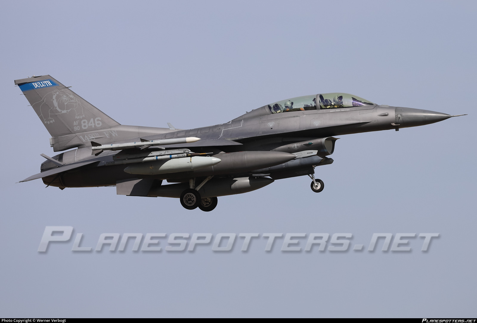 90 0846 United States Air Force General Dynamics F 16D Fighting Falcon