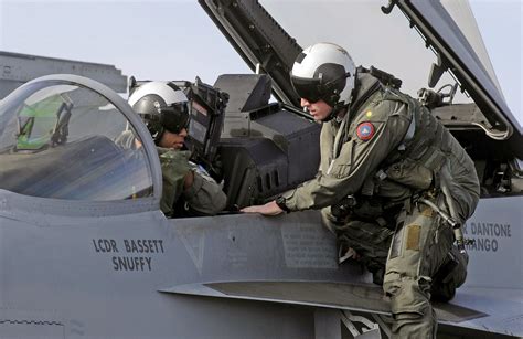 A U S Navy Strike Fighter Squadron 32 Vfa 32 Swordsmen Pilot Uses