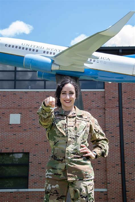 Air Force Reservist Flight Attendant To Pilot A Dream Come True Amp Gt 932Nd Airlift Wing Amp Gt Display