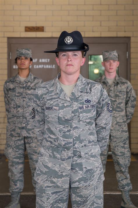 Airmen Uniform