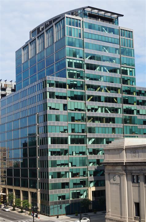 Architectural Glass For 550 West Jackson Viracon Anthony Belluschi