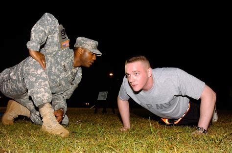 Army Tightens Fitness Standards For Students Entering Professional