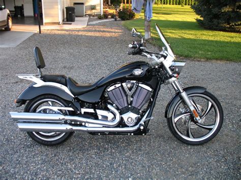 Buy 2009 Victory Vegas Cruiser On 2040 Motos