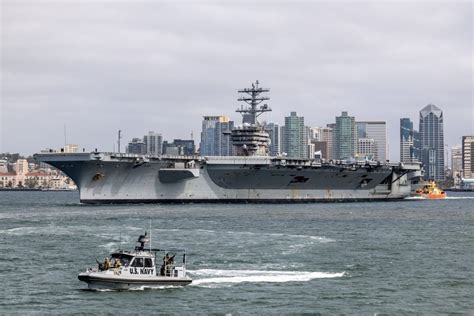 Carrier Uss Nimitz Still Sidelined Over Fresh Water Contamination