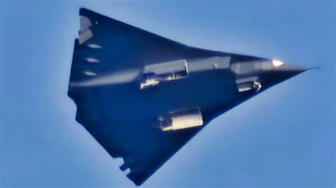 China Unveils Stealth Fighter