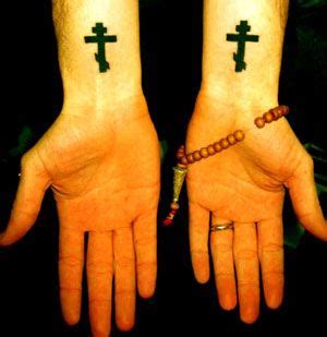 Cross Tattoos Their Meaning Plus 15 Unique Examples