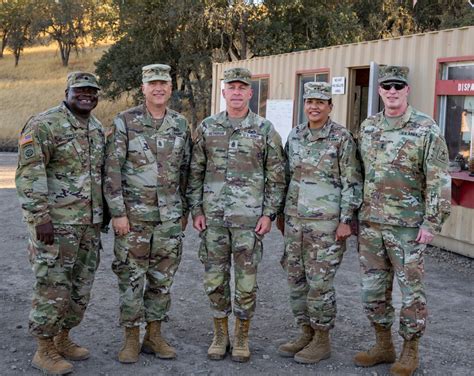 Deputy Chief Of Army Reserve S Inspiring Visit Fort Hunter Liggett