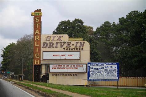 Drive In Movie Theater Atlanta 5 Outdoor Screens Perfect For Movie