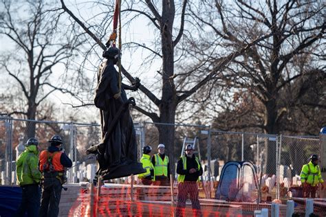 Dvids Images Confederate Memorial Removal Image 10 Of 28