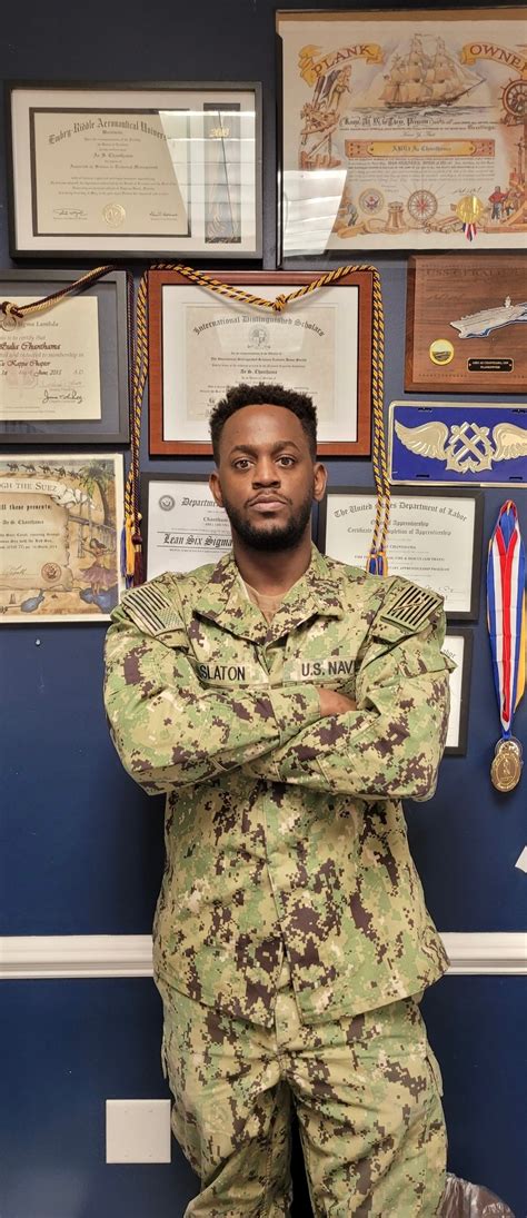 Dvids Images Navy Recruiter Brings Success In Numbers And Community