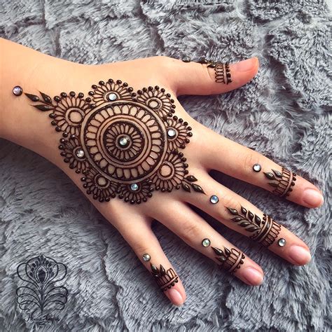 Easy Hand Mehndi Patterns