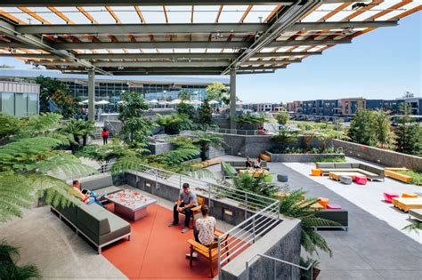 Facebook Expands Menlo Park Headquarters With Mpk 21 Building By Gehry