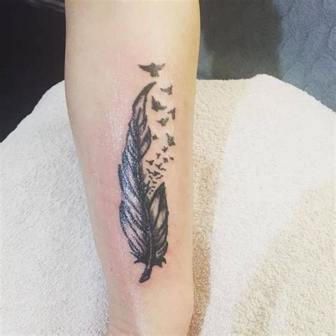 Feather Tattoo Drawings For Females