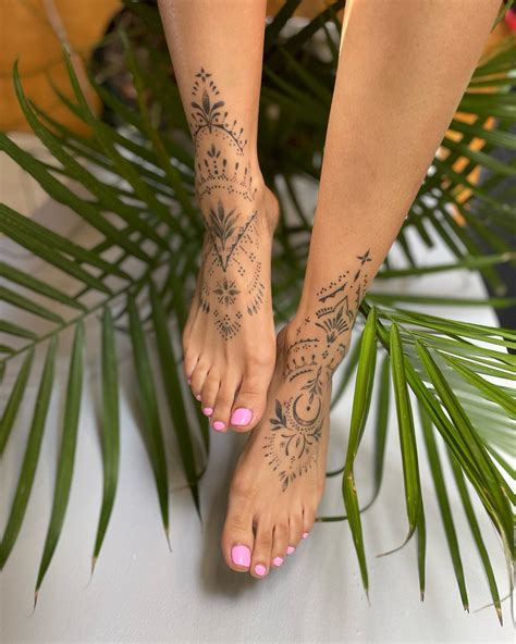 Female Foot Tattoo Ideas