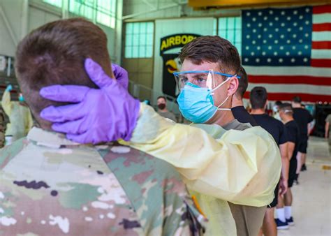 Fort Campbell Conducts Mass Covid 19 Testing Before Fort Polk Training