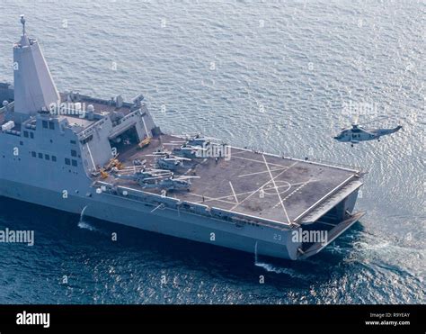 Indian Navy Amphibious Transport Dock Hi Res Stock Photography And