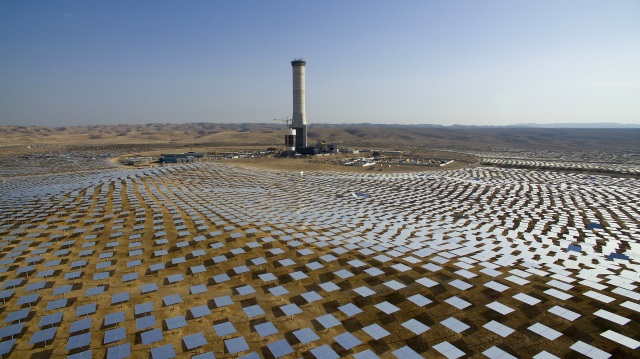 Israel Harnessing Sunshine With World S Tallest Solar Tower World