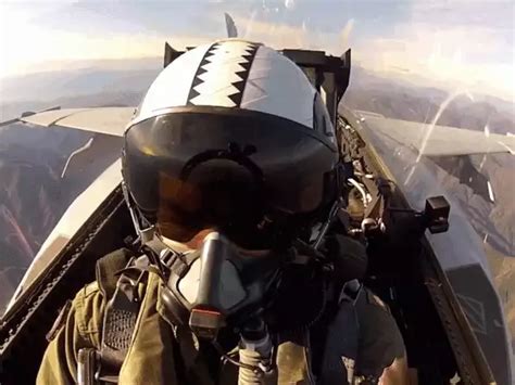 Navy Fighter Pilots Video Of Maneuvers Business Insider