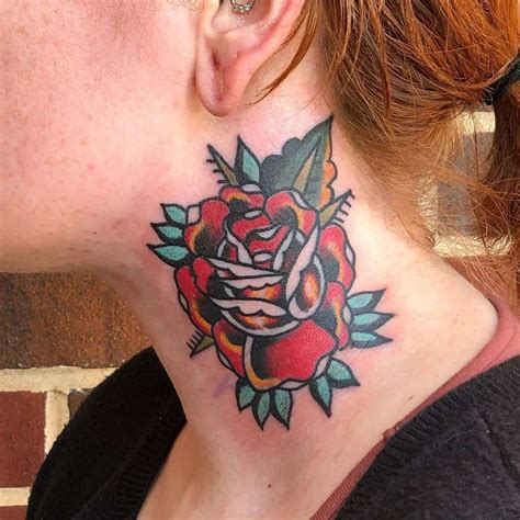 Neck Rose In Vibrant Pink