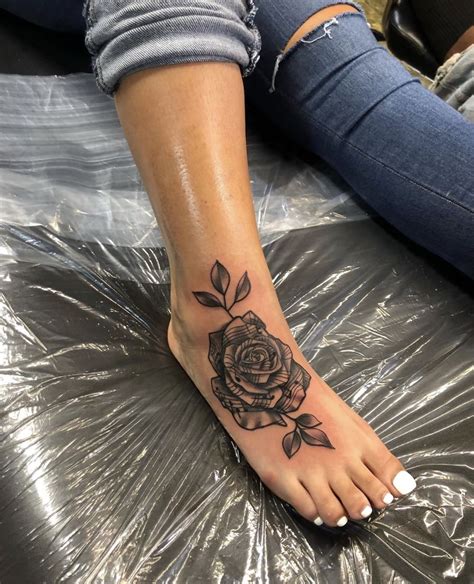 Pin By Pyt On Ink Foot Tattoos Girls Cute Foot Tattoos Foot Tattoos