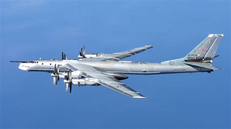 Russia S Tu 95 Bomber Is Old But The Bear Still Has Claws 19Fortyfive