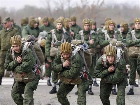 Russia Will Deploy A Division Of Troops About 50 Miles From The Us Business Insider