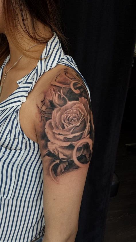 Sleek Female Quarter Sleeve Tattoo Ideas