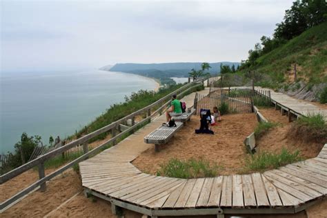 Sleeping Bear Dunes Charlevoix Manistee Michigan Mymichigantrips Com