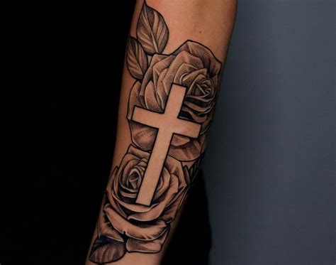 Tattoo Cross With Rose