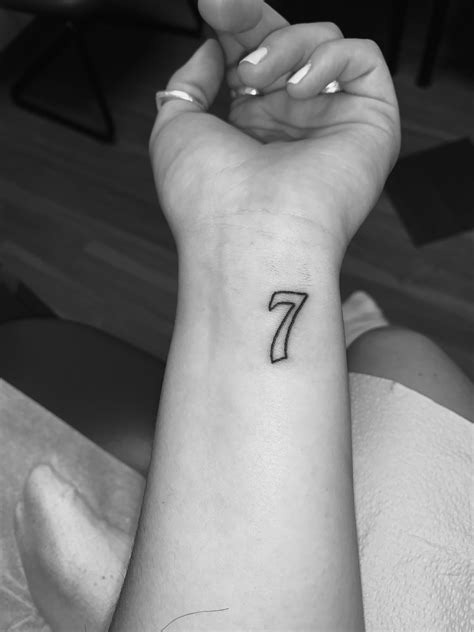 Tattoo Designs With Number Seven