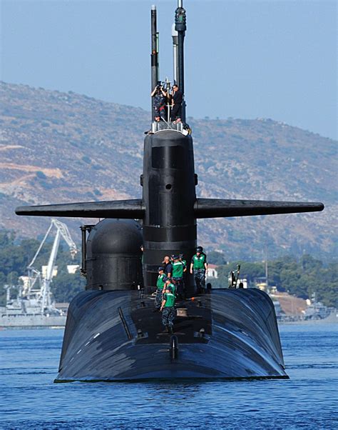 The Ohio Class Guided Missile Submarine Uss Georgia Ssgn 729 Exits