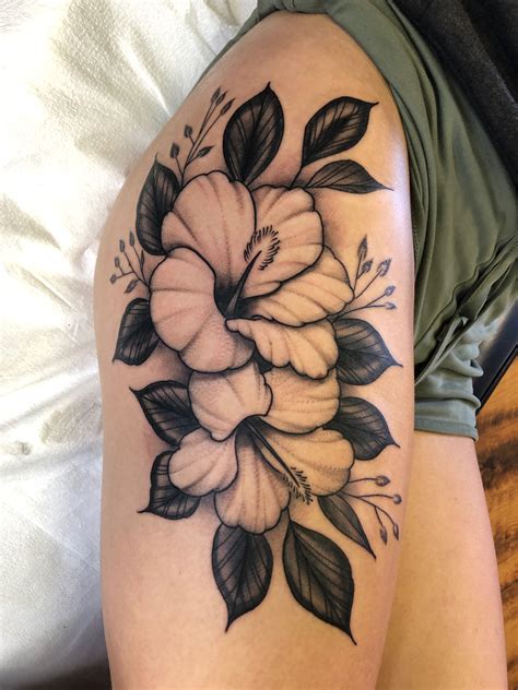 Thigh Tattoos Of Flowers