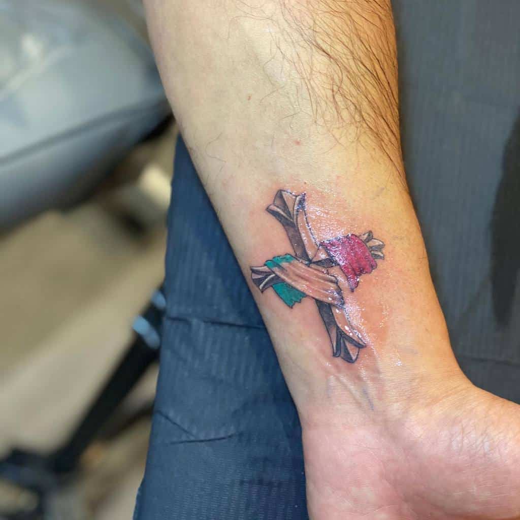 Top 69 Best Small Cross Tattoo Ideas 2021 Inspiration Guide