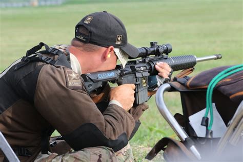 U S Army Marksmanship Unit Soldier Sets Shooting Record With First