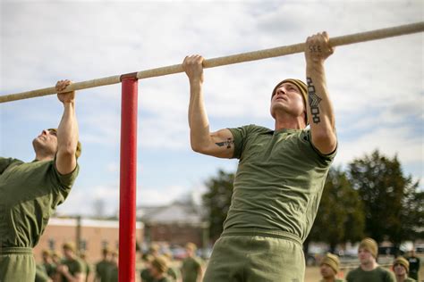 U S Marine Corps Officer Candidates Conduct Final Physical Fitness