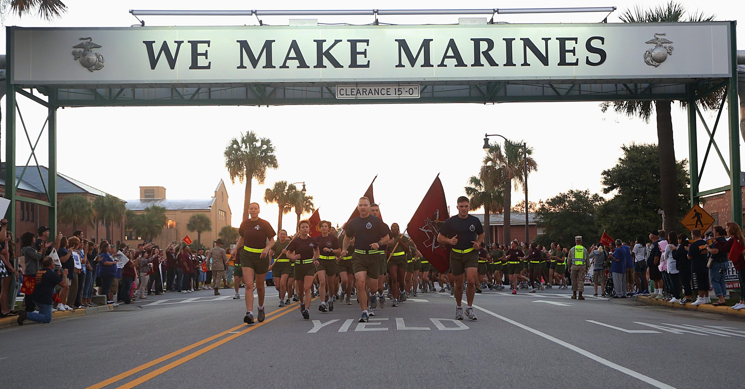 U S Marines Boot Camp Parris Island Recruit Training Youtube