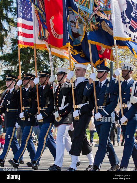 Us Army Color Guard Attention Hi Res Stock Photography And Images Alamy