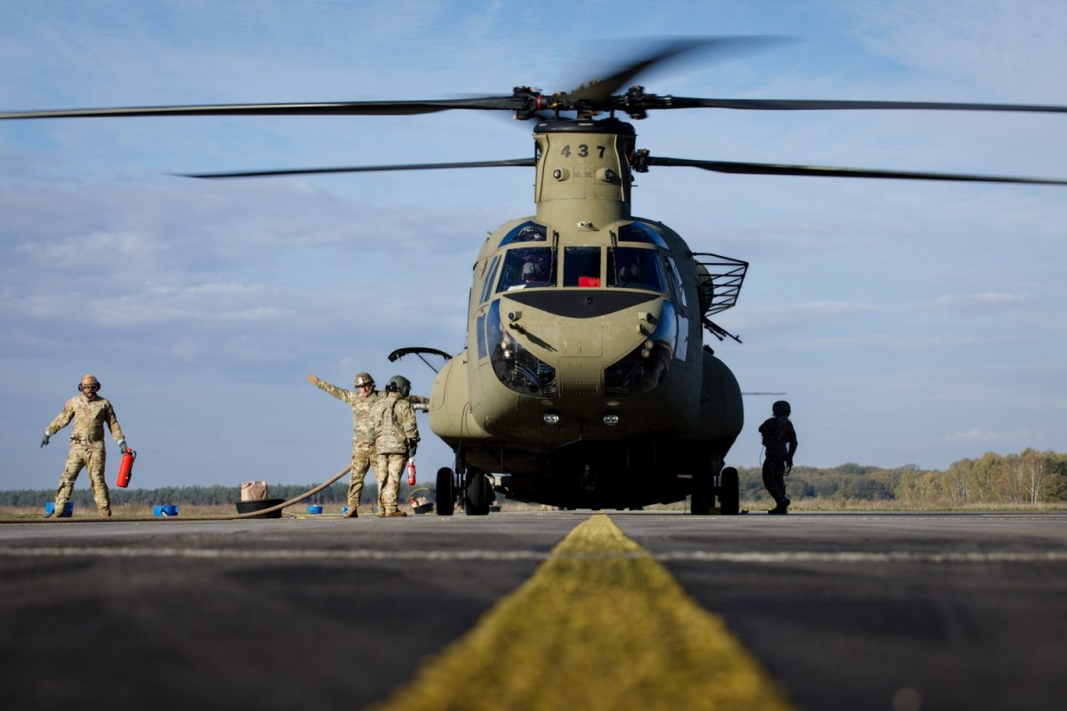 Us Army S 12Th Cab Refuelers Keep Birds In Flight At Netherland S