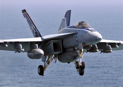 Us Navy F 18E Fighter Aircraft Pinterest Navy Aircraft And Aviation