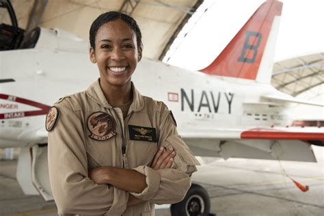 Us Navy S 1St Black Female Tactical Aircraft Pilot Madeline Swegle To