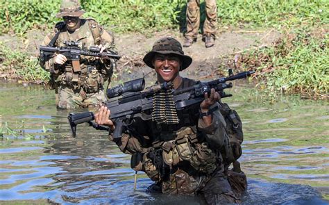 Us Philippine Troops Hone Jungle Warfare Skills Together On Luzon